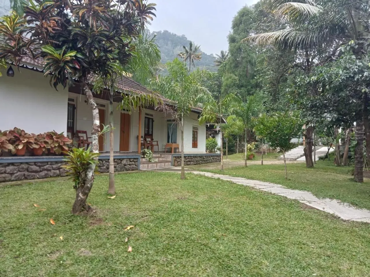 Farm Shed Munnar Adimali Apartment Homestay